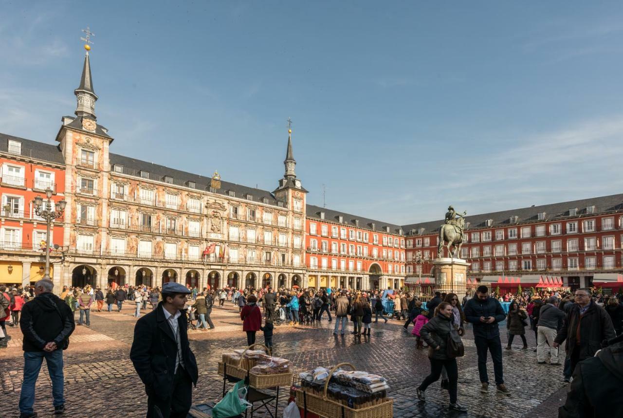 Plaza Mayor 2 Madrid Exterior photo